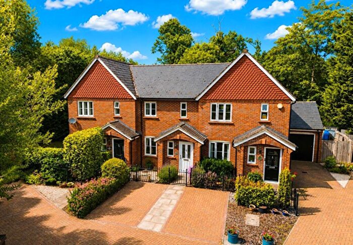2 Bedroom Terraced House For Sale In Compton Way, Sherfield-On-Loddon, Hook, RG27