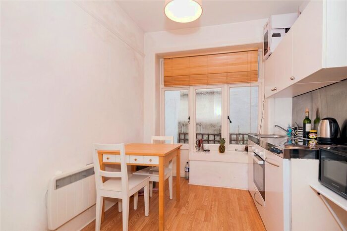 1 Bedroom Flat To Rent In Carlton Mansions, 16-17 York Buildings, London WC2N