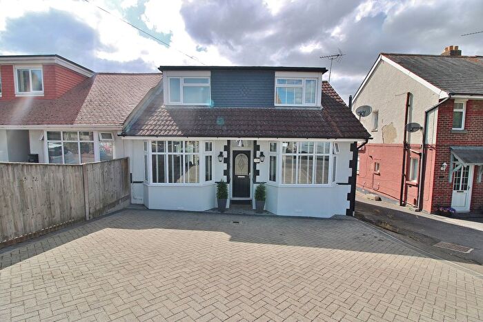 4 Bedroom Semi Detached House For Sale In Park Avenue, Widley, PO7