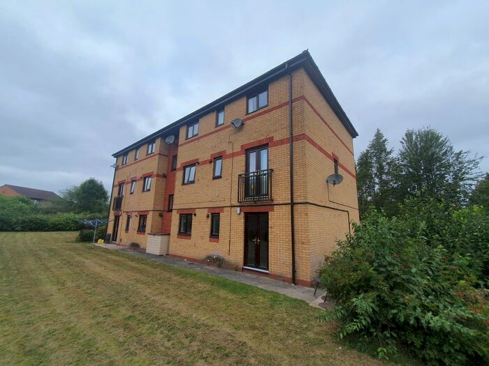 2 Bedroom Flat To Rent In Dalebrook Drive, Donnington, Telford, TF2