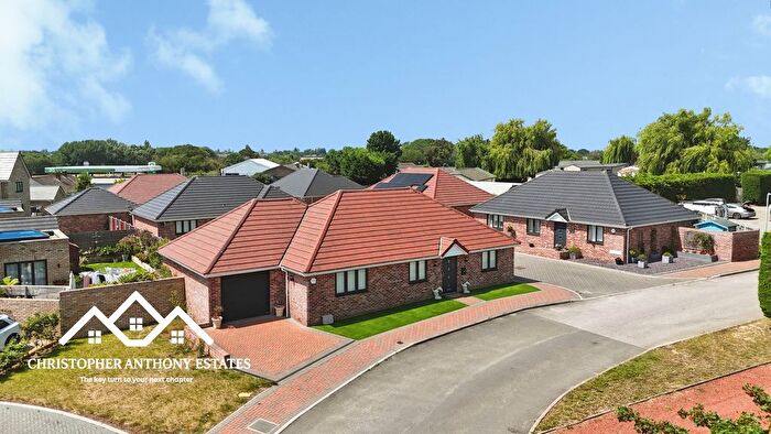 3 Bedroom Detached Bungalow For Sale In St. Johns Road, Clacton-On-Sea, CO16