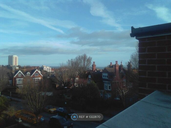 2 Bedroom Flat To Rent In Dalton Road, Eastbourne BN20
