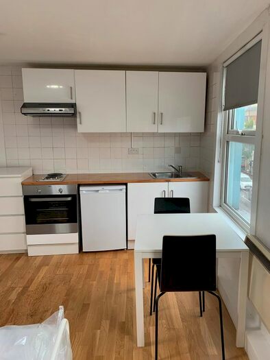 Studio To Rent In Flat 3 197 Holloway Road, London N7