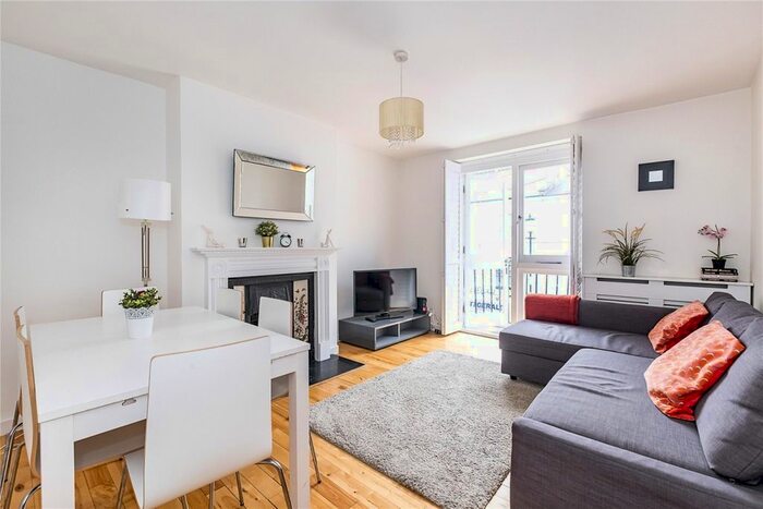 2 Bedroom Flat To Rent In The Sandhills, Limerston Street, London SW10