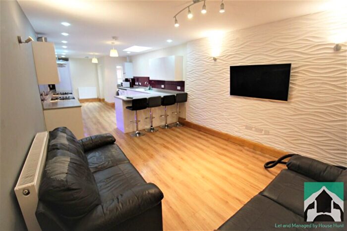 6 Bedroom Terraced House To Rent In Croydon Road, Birmingham, B29