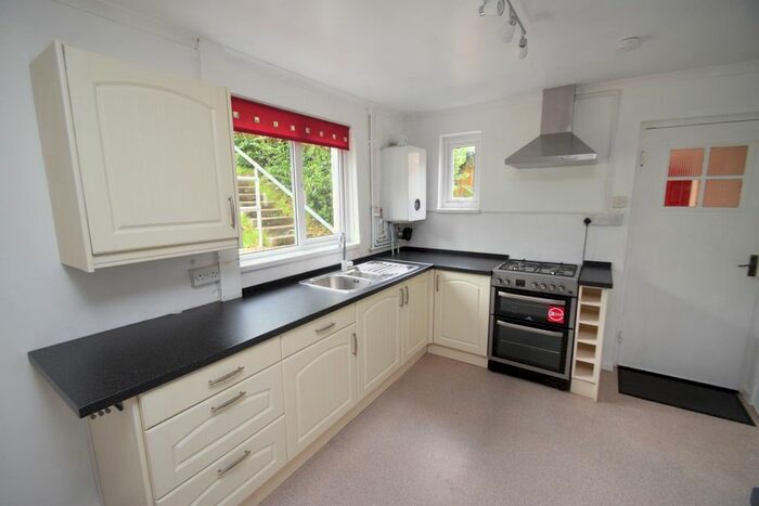 3 Bedroom Semi-Detached House To Rent In Oakfield Road, Falmouth, TR11