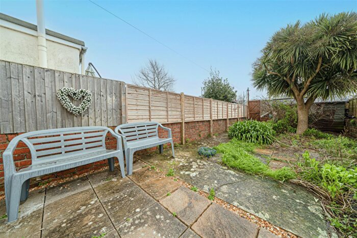 2 Bedroom Terraced House For Sale In Granville Road, Weymouth, DT4