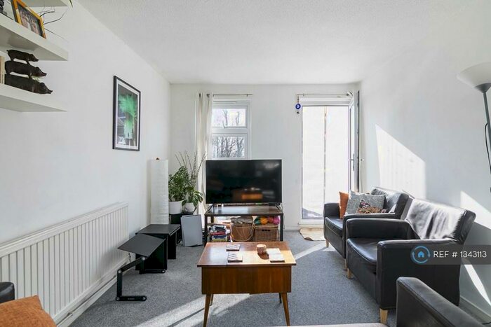 2 Bedroom Flat To Rent In Mountview Road, London, N4