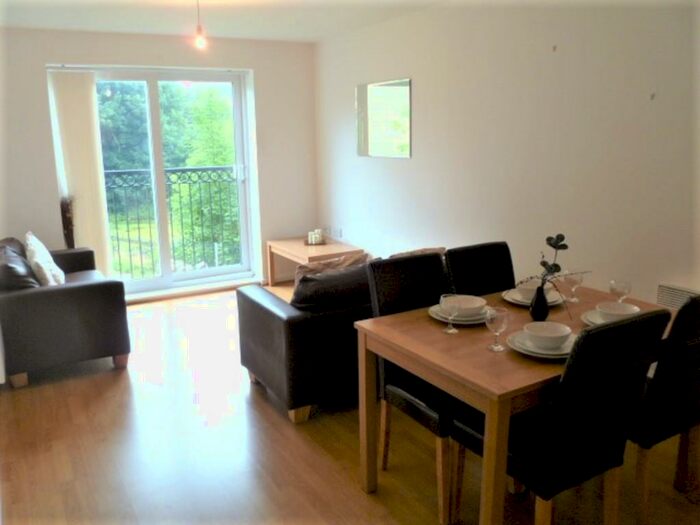 2 Bedroom Apartment To Rent In The Thistle House, Bramble Court, SK15