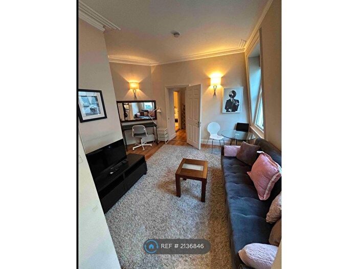 1 Bedroom Flat To Rent In Bank Chambers, London, SW1Y