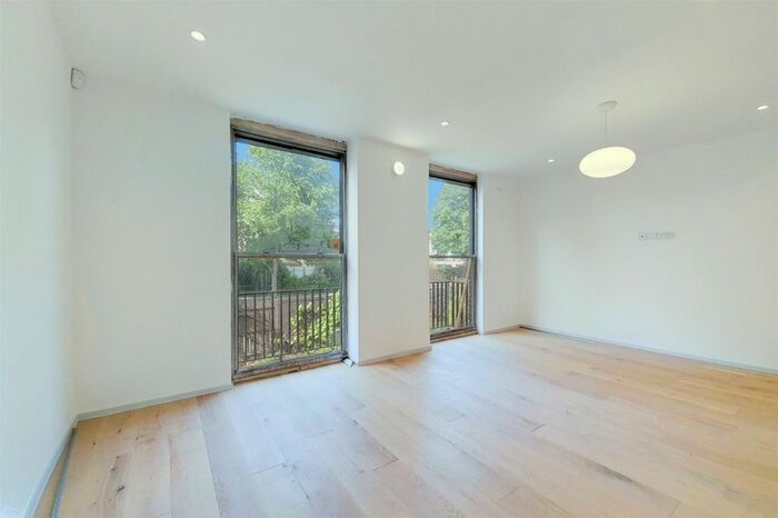 4 Bedroom Property To Rent In Elliott Square, Primrose Hill, NW3