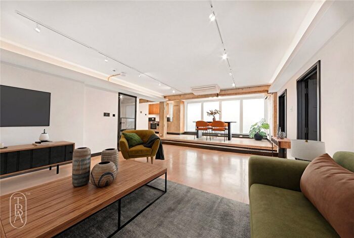 2 Bedroom Flat For Sale In Charlotte Road, London, EC2A