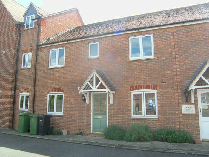 2 Bedroom Flat To Rent In Marina Way, Abingdon, OX14