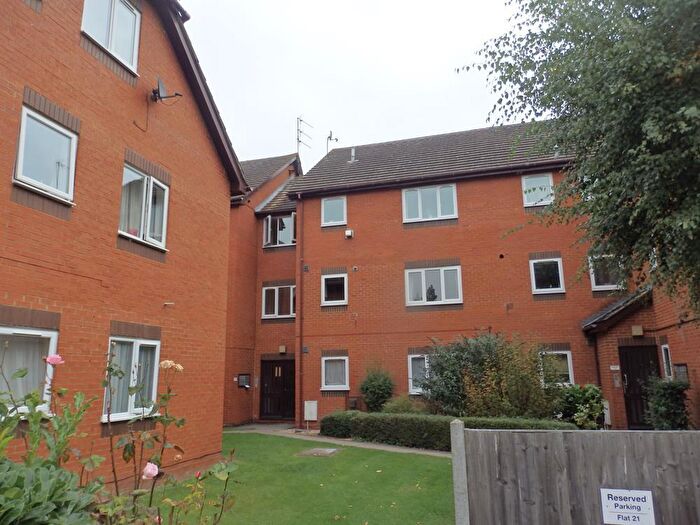2 Bedroom Apartment To Rent In Regents Court, Shakespeare Road, MK40