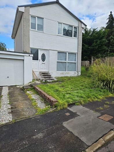 3 Bedroom Flat To Rent In Moredun Drive, Paisley, PA2