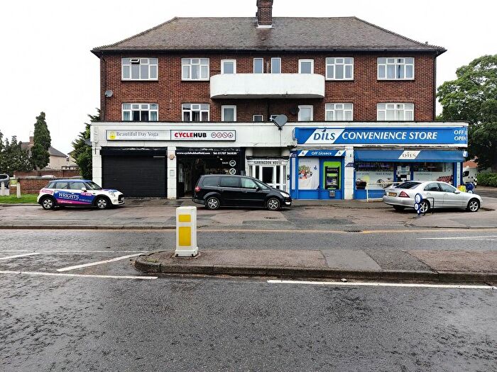 3 Bedroom Maisonette To Rent In Farringdon House, St. Albans Road East, AL10