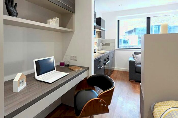 Studio To Rent In Apt, Havana Residence #, LS2