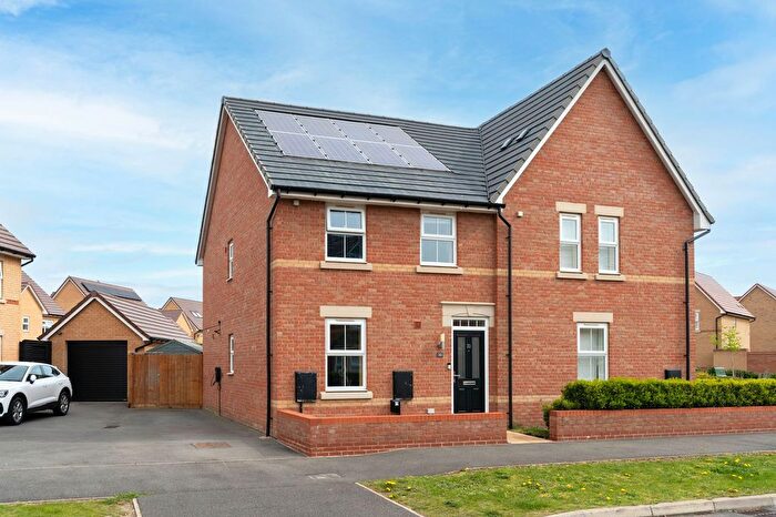 3 Bedroom Semi-Detached House For Sale In Peppercorn Drive, Northstowe, CB24