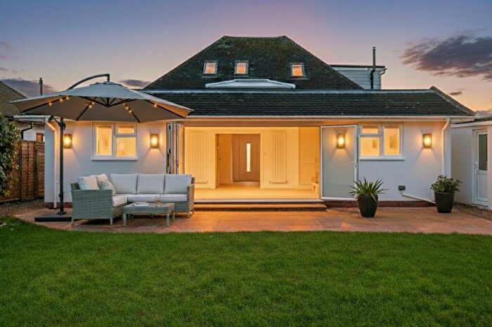 4 Bedroom Detached House For Sale In Cudlow Avenue, Rustington, BN16