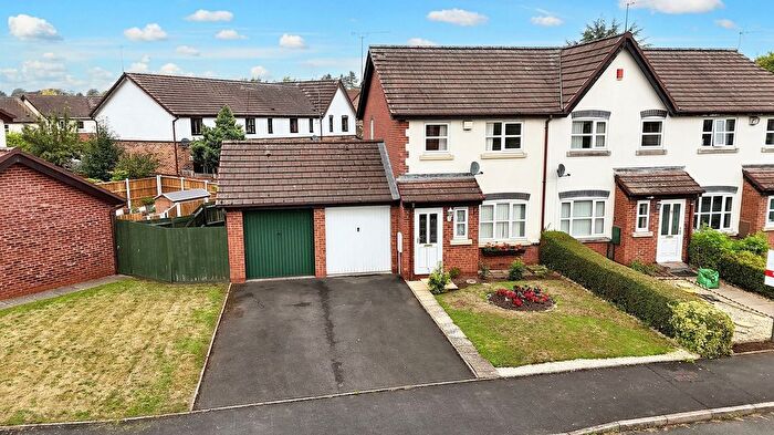 3 Bedroom Semi-Detached House For Sale In Simeon Way, Stone, ST15