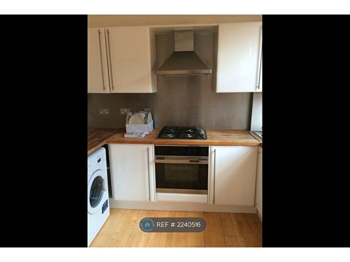 1 Bedroom Flat To Rent In Upper Tulse Hill, London, SW2
