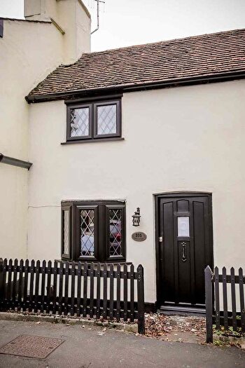1 Bedroom Terraced House To Rent In Pinner Road, Watford, WD19