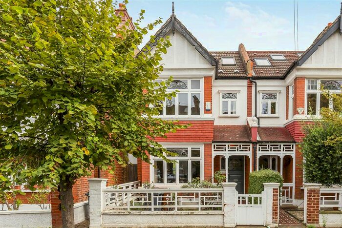 4 Bedroom Semi-Detached House To Rent In The Crescent, Wimbledon Park, London, SW19