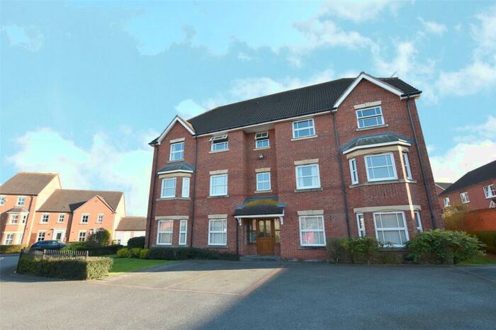 2 Bedroom Apartment To Rent In Bromhurst Way, Warwick, CV34