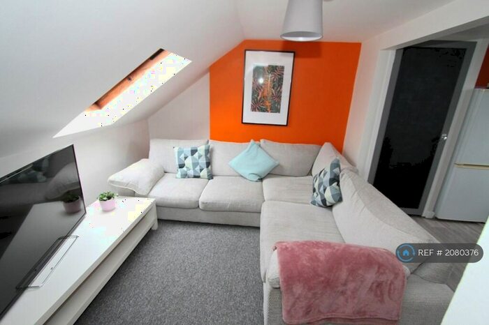 5 Bedroom Flat To Rent In Mansfield Road, Nottingham, NG1