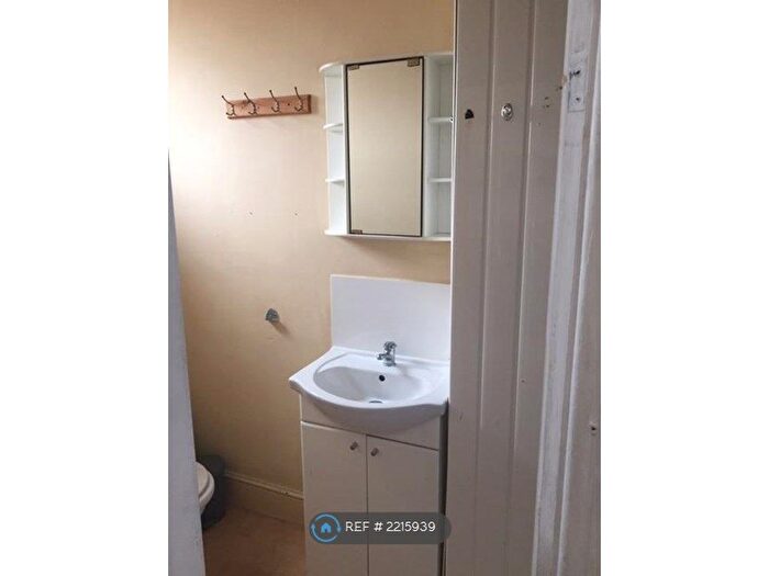 1 Bedroom Flat To Rent In St. Marys Street, Bedford, MK42