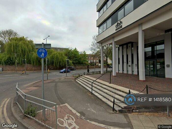 2 Bedroom Flat To Rent In Carlton Square, Carlton, Nottingham, NG4