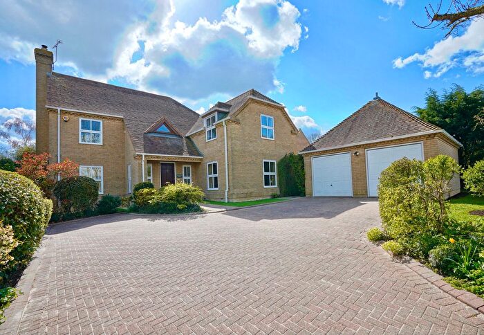 5 Bedroom Detached House For Sale In Thrapston Road, Ellington, PE28