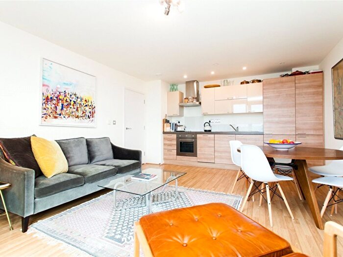 1 Bedroom Flat For Sale In Sky Apartments, Homerton Road, London, E9