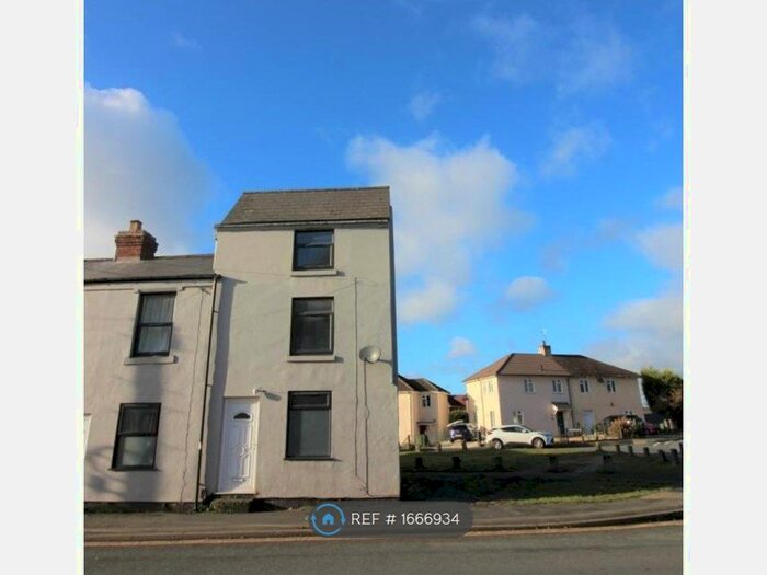 2 Bedroom Terraced House To Rent In Stourbridge Road, Kidderminster, DY10