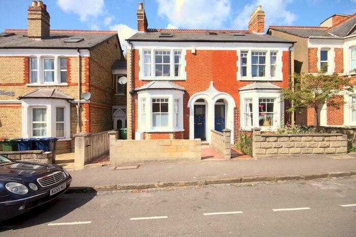 5 Bedroom End Of Terrace House To Rent In Divinity Road, Cowley, Oxford, Oxfordshire, OX4