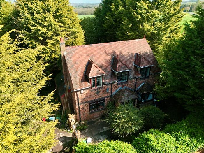 4 Bedroom Detached House For Sale In Oxwood Cottage, Frankley Green, Birmingham, B32