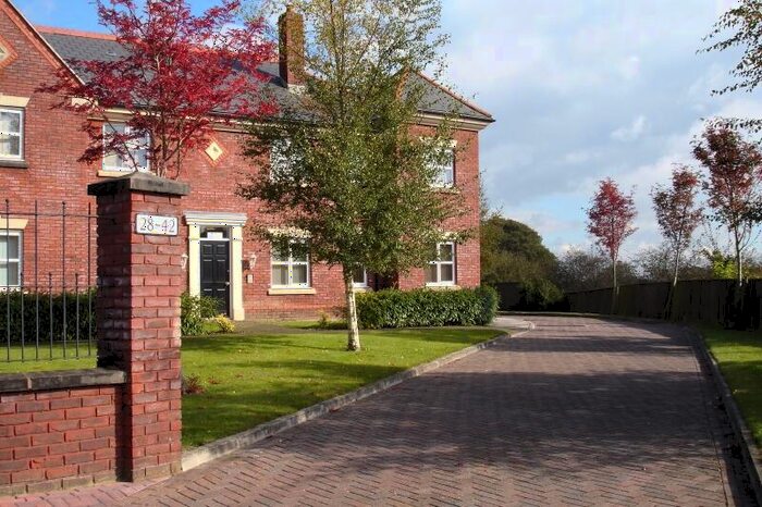 2 Bedroom Apartment To Rent In Ladybank Avenue, Fulwood, PR2