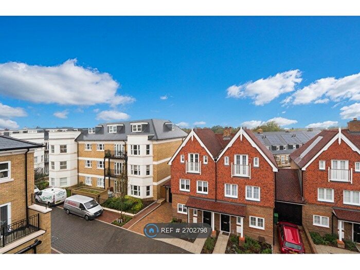 2 Bedroom Flat To Rent In Royal Wells Park - Emerald House, Tunbridge Wells, TN4