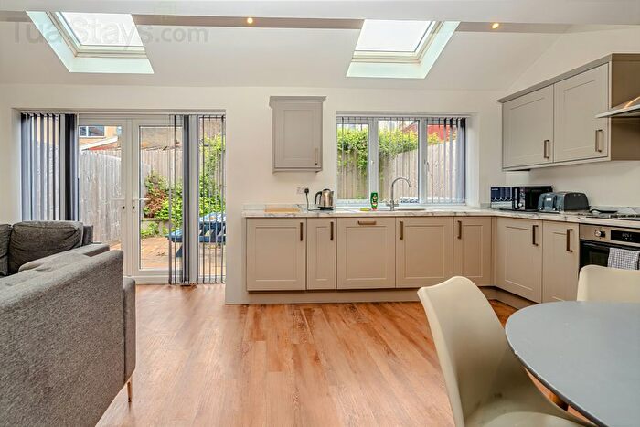 4 Bedroom Terraced House To Rent In Cinderford Close, Bristol, BS10
