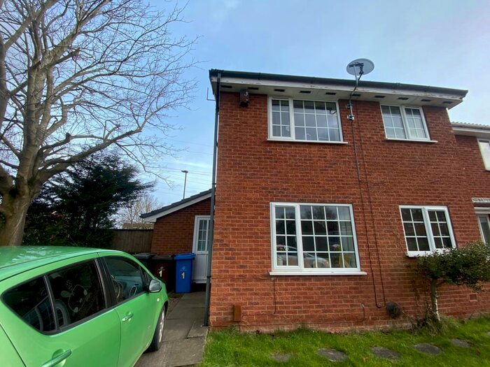 1 Bedroom Town House To Rent In Chariot Close, Alvaston, DE24