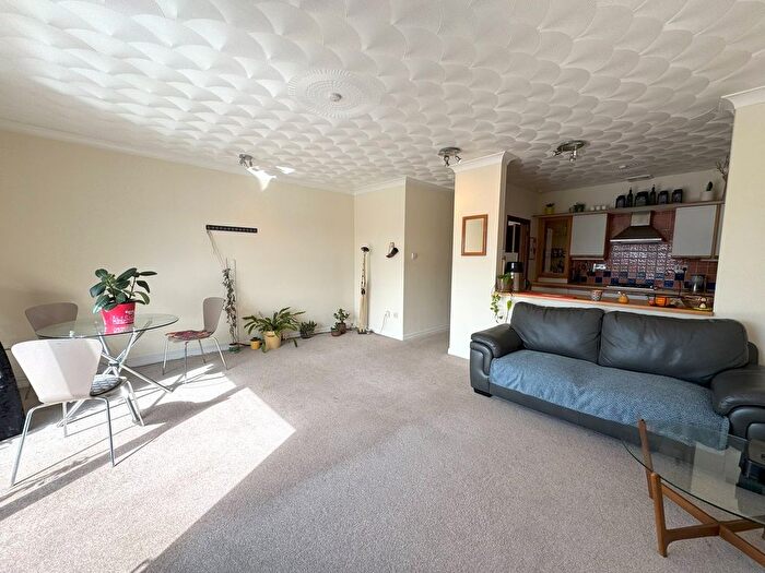 2 Bedroom Flat To Rent In Squire Court, Maritime Quarter, Swansea, SA1