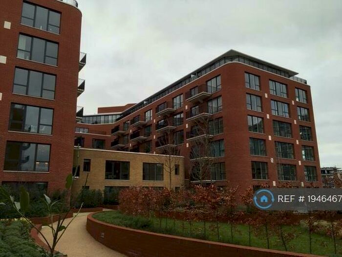 2 Bedroom Penthouse To Rent In Minotaur House, London, SE18