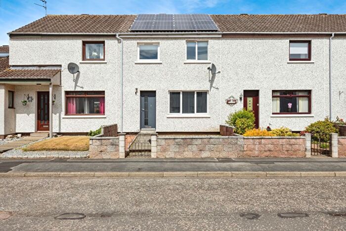 3 Bedroom Terraced House For Sale In Aulton Way, Montrose, Angus, DD10