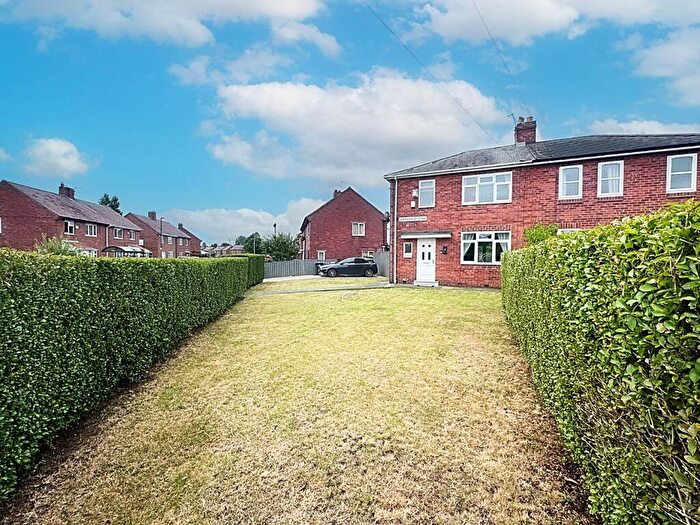 3 Bedroom Semi-Detached House For Sale In Springfield Gardens, High Farm, NE28