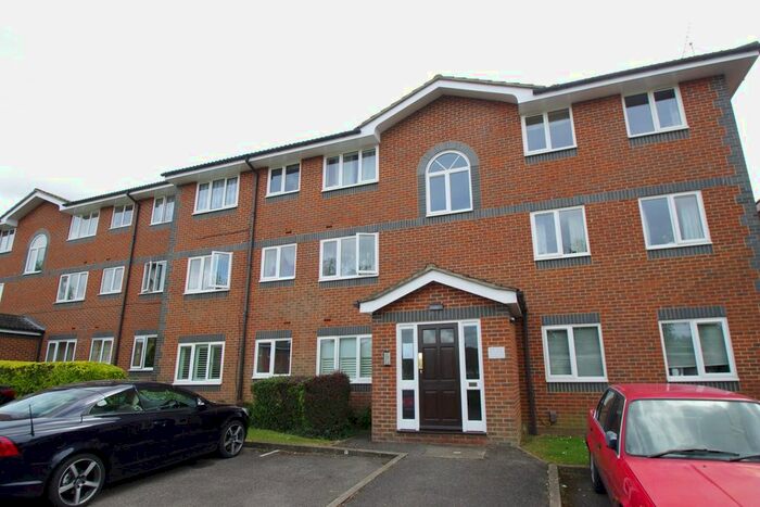 1 Bedroom Flat To Rent In Gade Close, Rickmansworth Road, Watford, WD18
