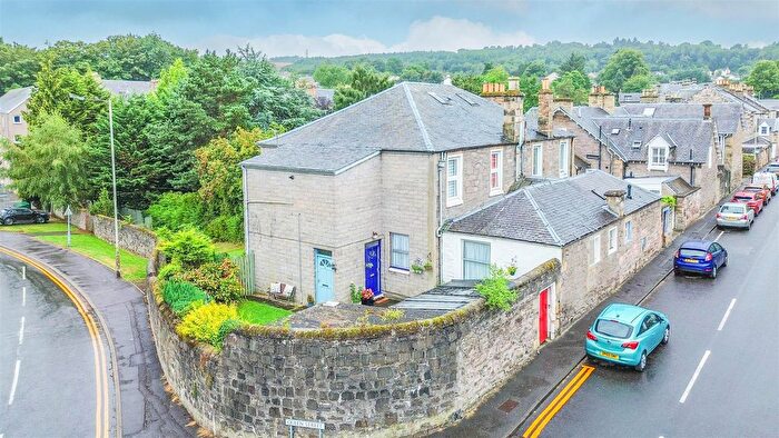3 Bedroom Flat For Sale In Queen Street, Perth, PH2