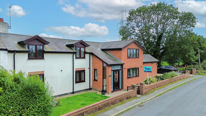3 Bedroom Semi-Detached House For Sale In Whin Lane, Preston, PR3