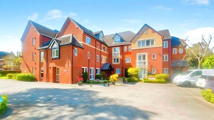 2 Bedroom Apartment For Sale In Wake Green Road, Birmingham, West Midlands, B13