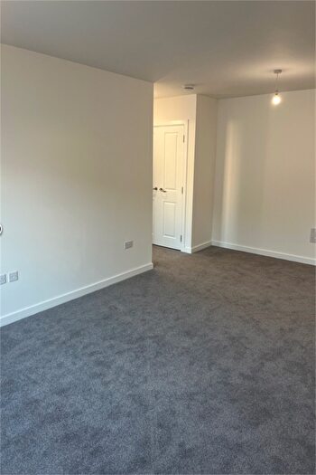 1 Bedroom Flat To Rent In Lagnachree Mews, IV2
