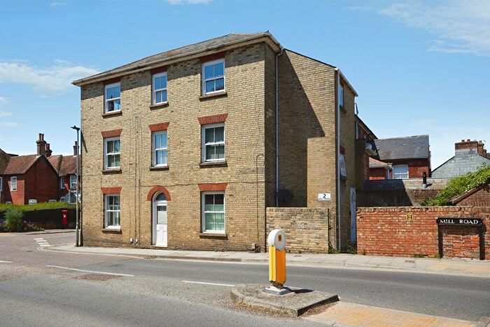 2 Bedroom Flat For Sale In Mill Road, Salisbury, SP2